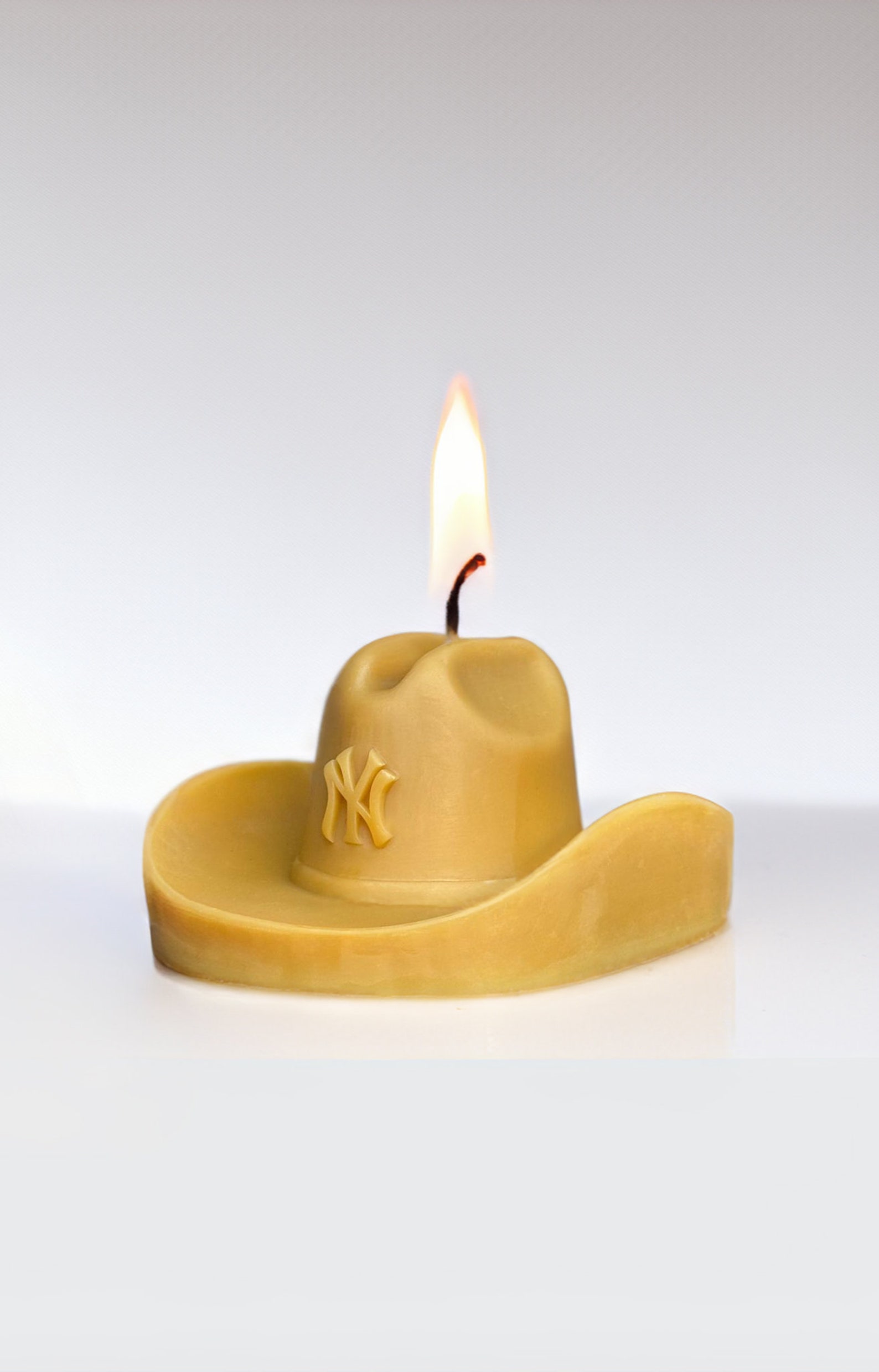 SOY SCENTED Cowboy Hat Yankees CANDLE Luxury Long Lasting Relaxing