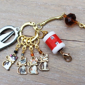 Enamel Kitty Cat Knitter&#39;s Chatelaine with Non-Snag Stitch Markers