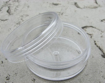 Clear Plastic Stitch Marker Holder with Screw On Lid