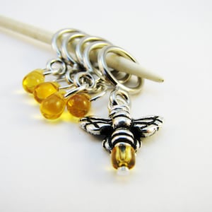 Honeybee and Drops of Honey Non-Snag Stitch Markers