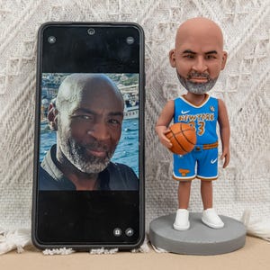 Custom Basketball Figurine Bobblehead, Personalization Athlete Bobbleheads, Custom Boy Figurines, Graduation Gifts, Surprise Birthday Gifts