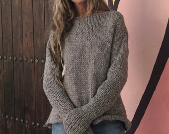 Beige Hand Knit Alpaca Slouchy Sweater: Oversized Pullover with Long Sleeves