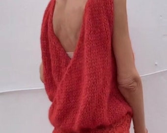 red backless tank/top/vest/sleeveless sweater/alpaca/lightweight/summer knit/loose weave/open weave