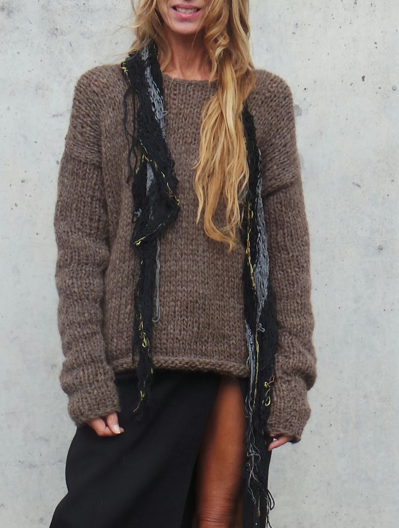 Alpaca brown slouchy sweater jumper, over-sized with extra long sleeves, Sustainable and ethically made image 2