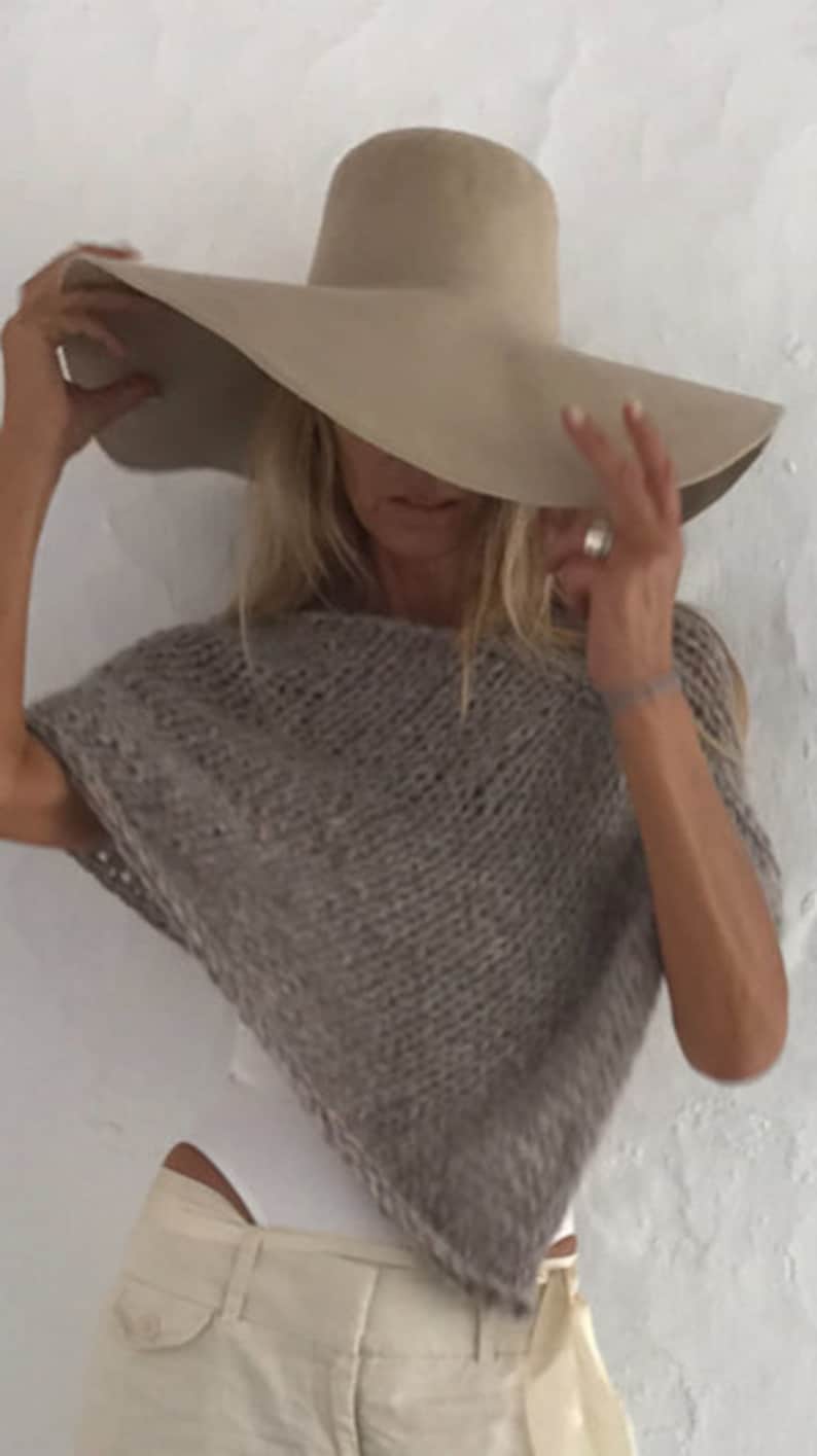Poncho beige en alpaga, mode éthique durable, tricot fait main image 3