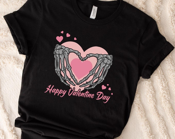 Valentines Heart Sweatshirt, Women Valentines Day Shirt, Valentines Day Gift, Love Sweatshirt, Teacher Valentines Shirt, XOXO Gift Shirt