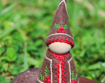 Pine Tree Gnome Peg Doll - Vegan