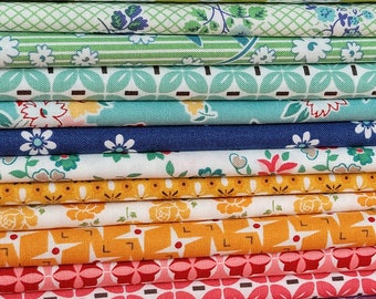 BEE VINTAGE Set 2 | Curated Fat Quarter Bundle | 18x21" | 13 pieces | Riley Blake Designs | Lori Holt