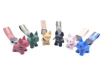Schlüsselanhänger mit Französischer Bulldogge, süßer Schlüsselanhänger für Hundeliebhaber, XBOOM Schlüsselanhänger mit Kunstlederarmband, Stachelhalsband, Welpenschmuck, Geschenk für Frauen, Mädchen und Kinder