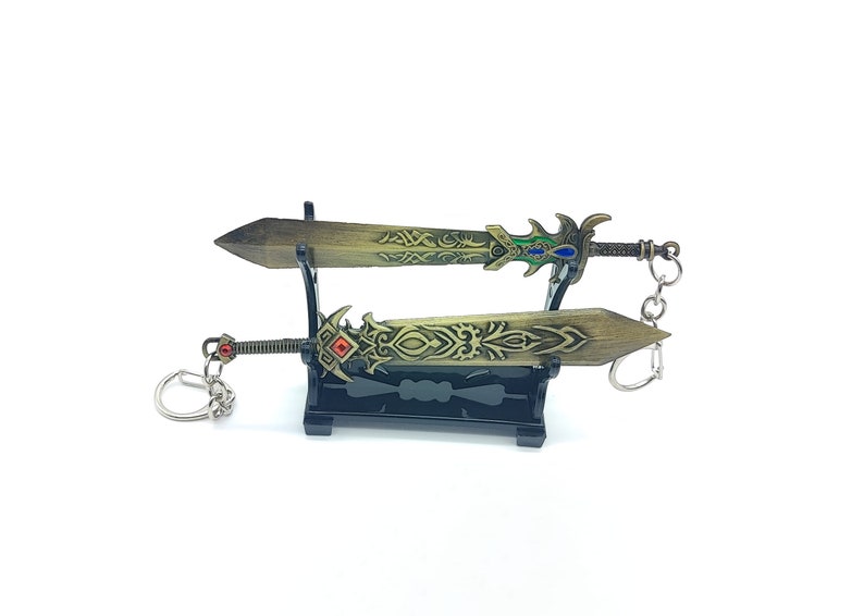 League of Legends Keychain, Garen, The Might of Demacia, Garen Sword Weapon, LoL