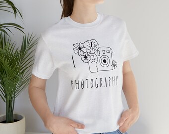 I Love Photography Floral Camera T-Shirt