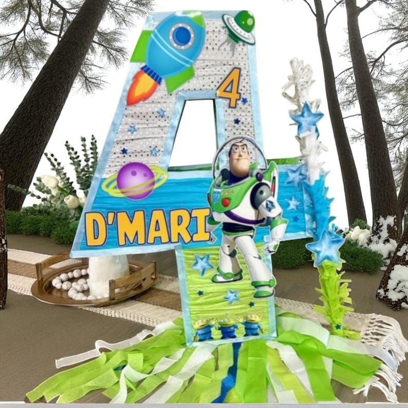 Piñata de Buzz Lightyear: Toy Story, temática espacial, personalizada imagen 10