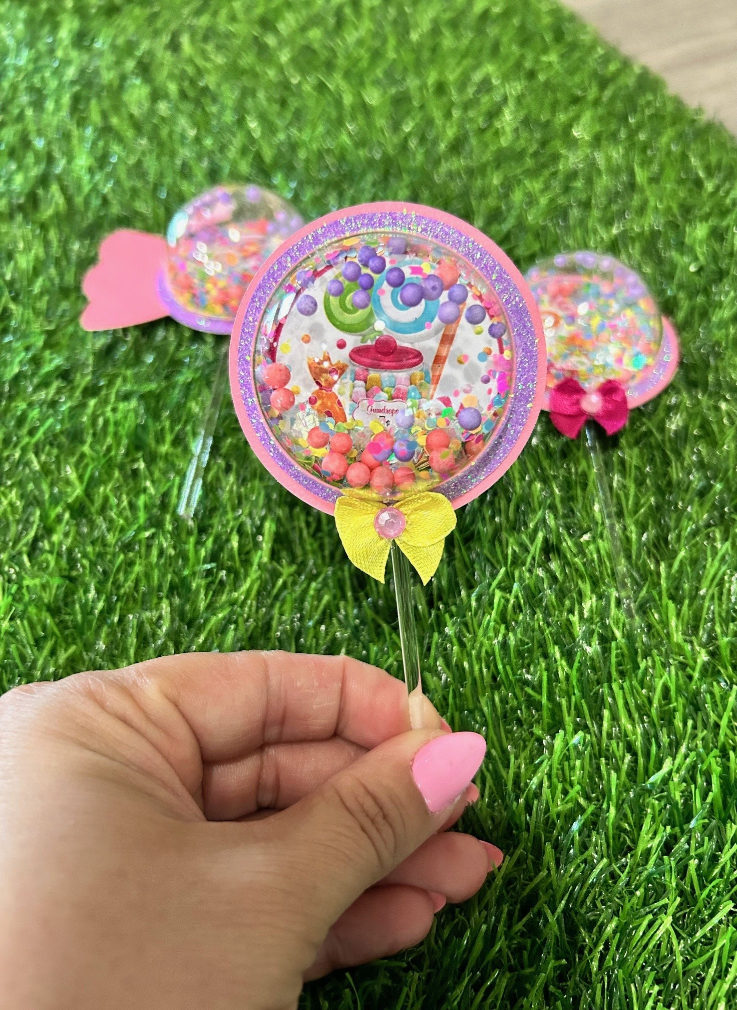 Candy cupcake toppers