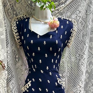 Blue 30s  dress, vintage floral summer frock , true vintage 30s day dress , 30s for reenactment dress, 1930s blue day dress Jane Engel  S