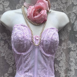 Pink lace bustier, boned  50s style bustier, pin up burlesque costume, 34 36 bustier , boudoir lingerie Lacey pink, festival party bustier