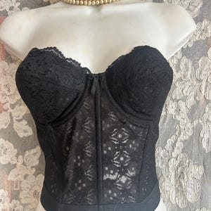 Black vintage bustier lace boned vintage lingerie  top for pin up burlesque photoshoot retro cosplay sexy black lace top 34 C 36 C