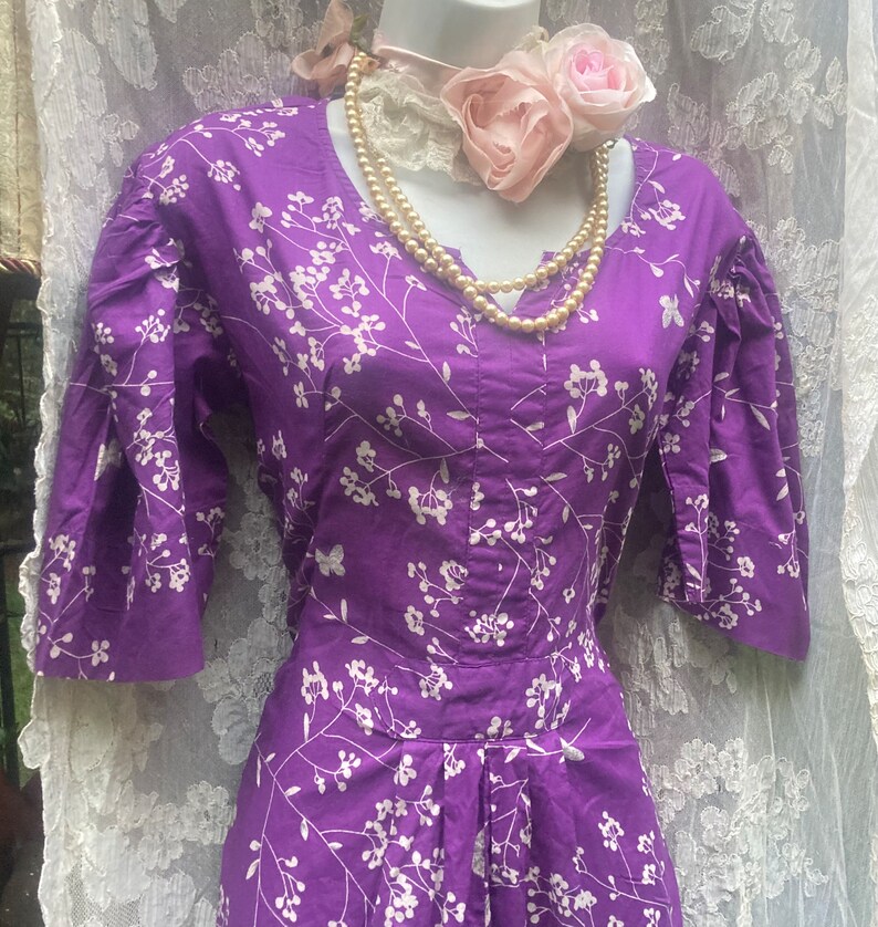 Purple midi dress Floral cotton vintage small from vintage opulence on Etsy image 4