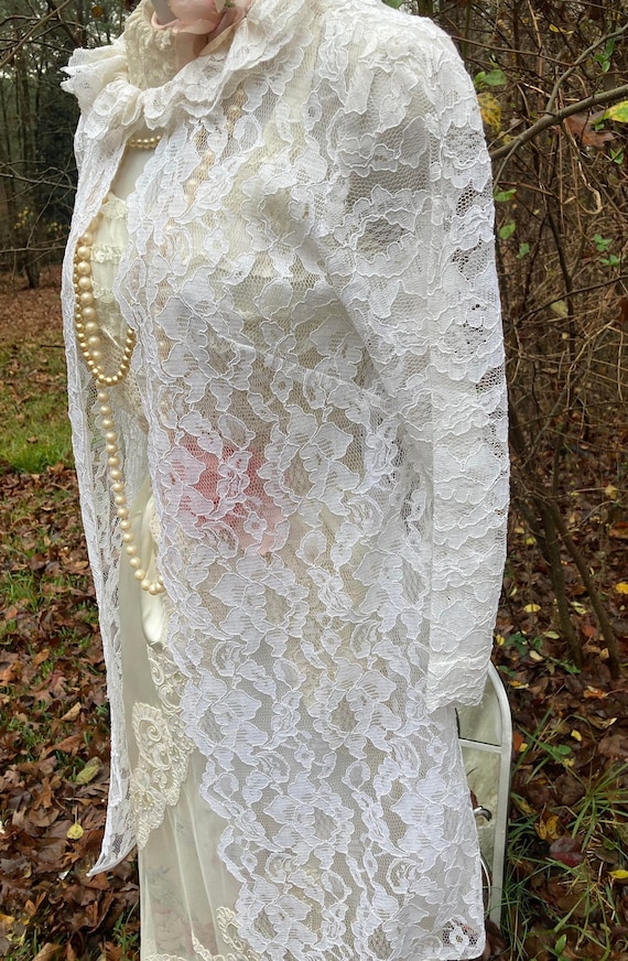 White lace jacket throw shrug  boho   vintage wed… - image 3