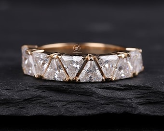 Elegant Trilliant Eternity Band, Trilliant Cut Moissanite Engagement Ring, Stackable Wedding Band, 14K Yellow Gold Triangle Stone Wide Band