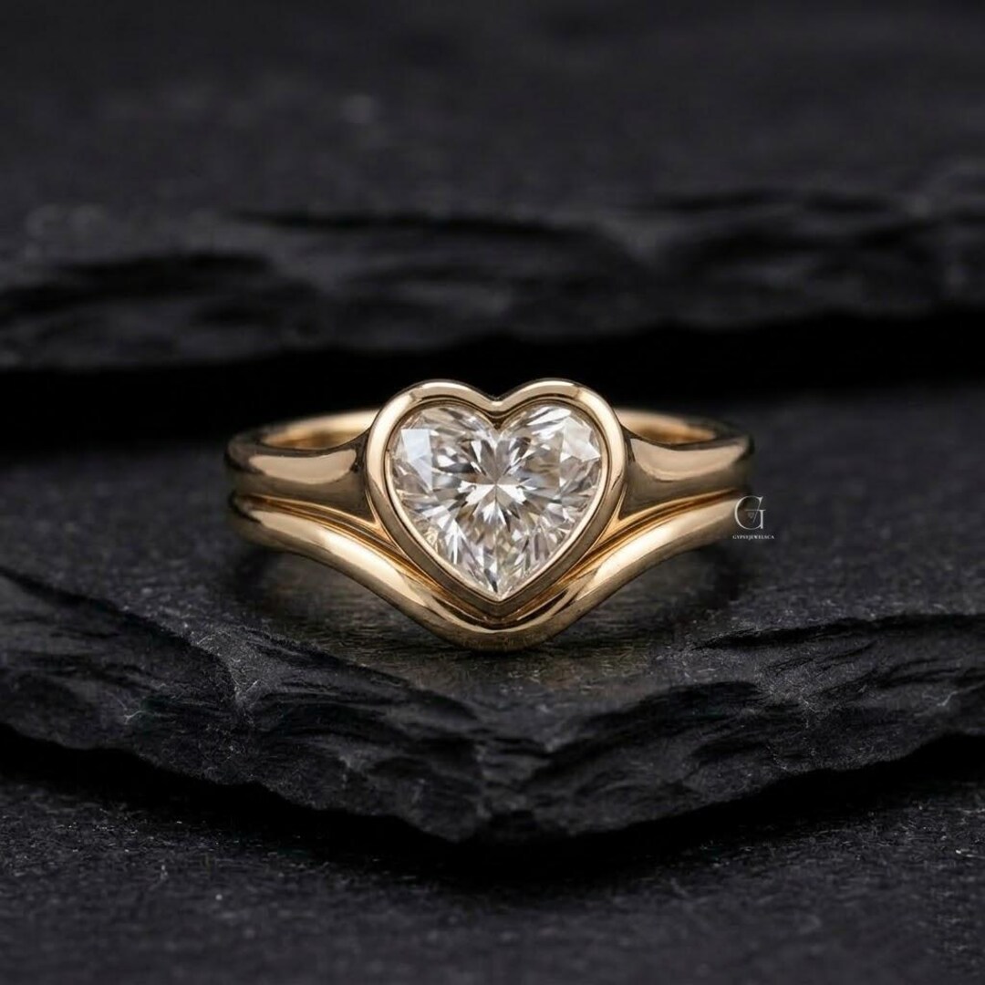 Modern Bezel Set Bridal Ring Set, Heart Lab Grown Diamond Ring ...