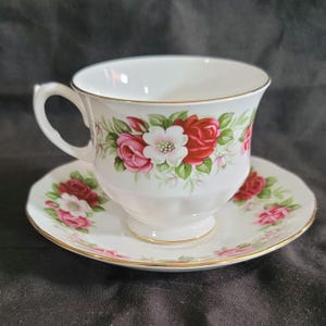 Vintage Queen Anne bone china tea cup and saucer set