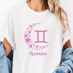 Cute Gemini Women&#39;s T-Shirt, Comfort Colors Gemini Graphic Tee, Gemini Gift, Celestial Gemini Shirt, Gemini Astrology Tshirt, Gemini Mood
