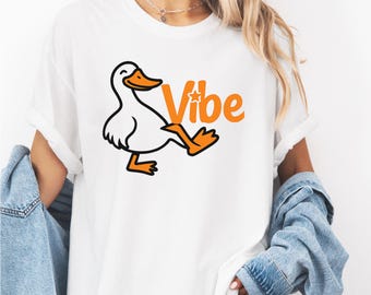 Trendy Goose Graphic Tee: Comfort Colors Vibe T-Shirt