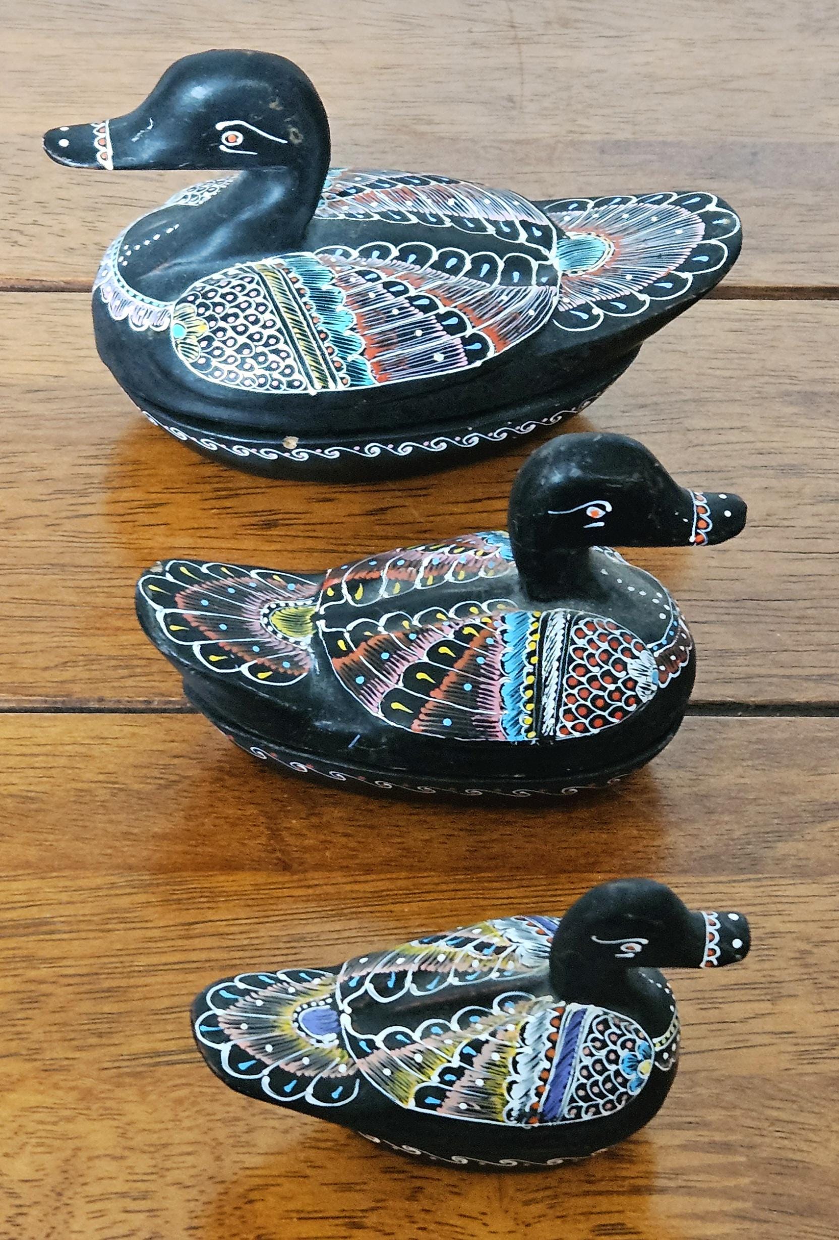 木製のアヒル 隠し箱 ジュエリーボックス トリオ黒漆手描き木製アヒルの小物入れジュエリーボックスタイ - Etsy 日本