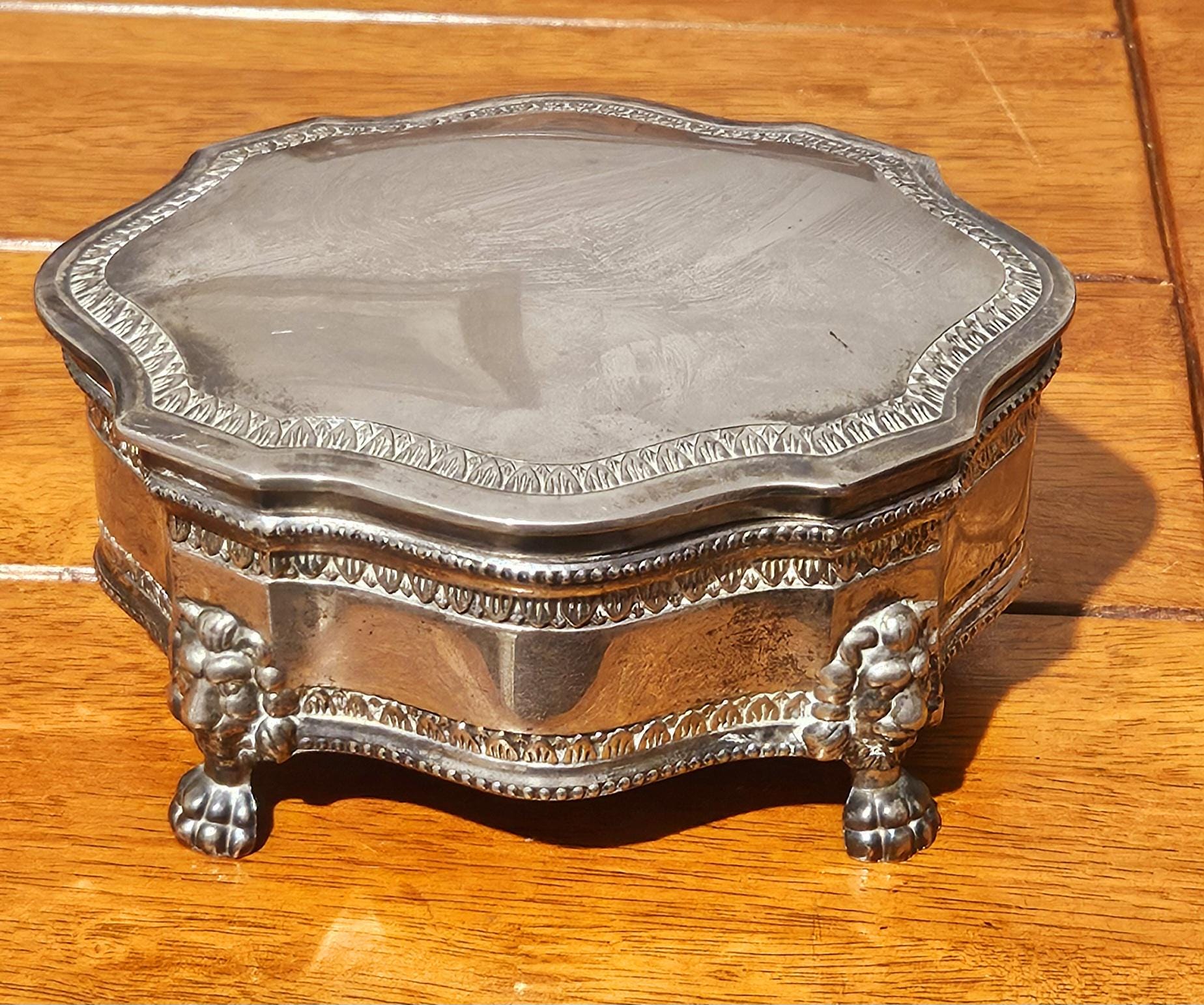 Antique Heavy Silver Plated Jewellery Box With Lion's Head Legs