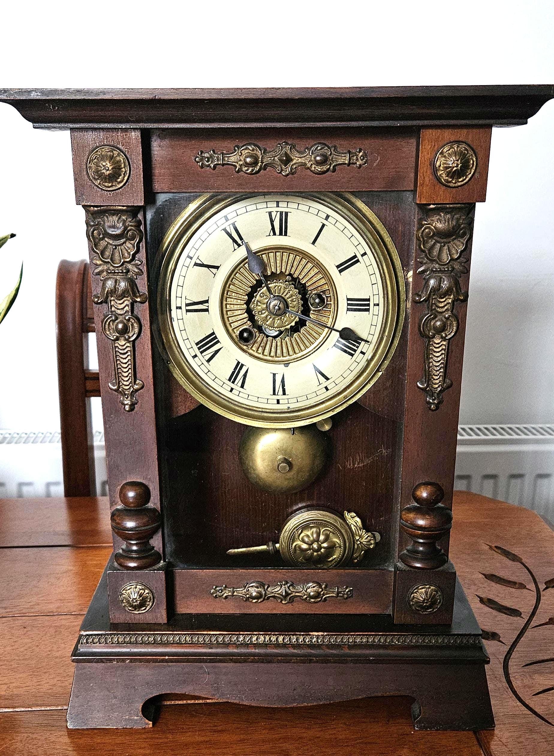 アンソニア（アメリカ）アンティーク掛け時計 ANSONIA（アメリカ） 8インチ丸型レバークロック 1870年代後半〜1880