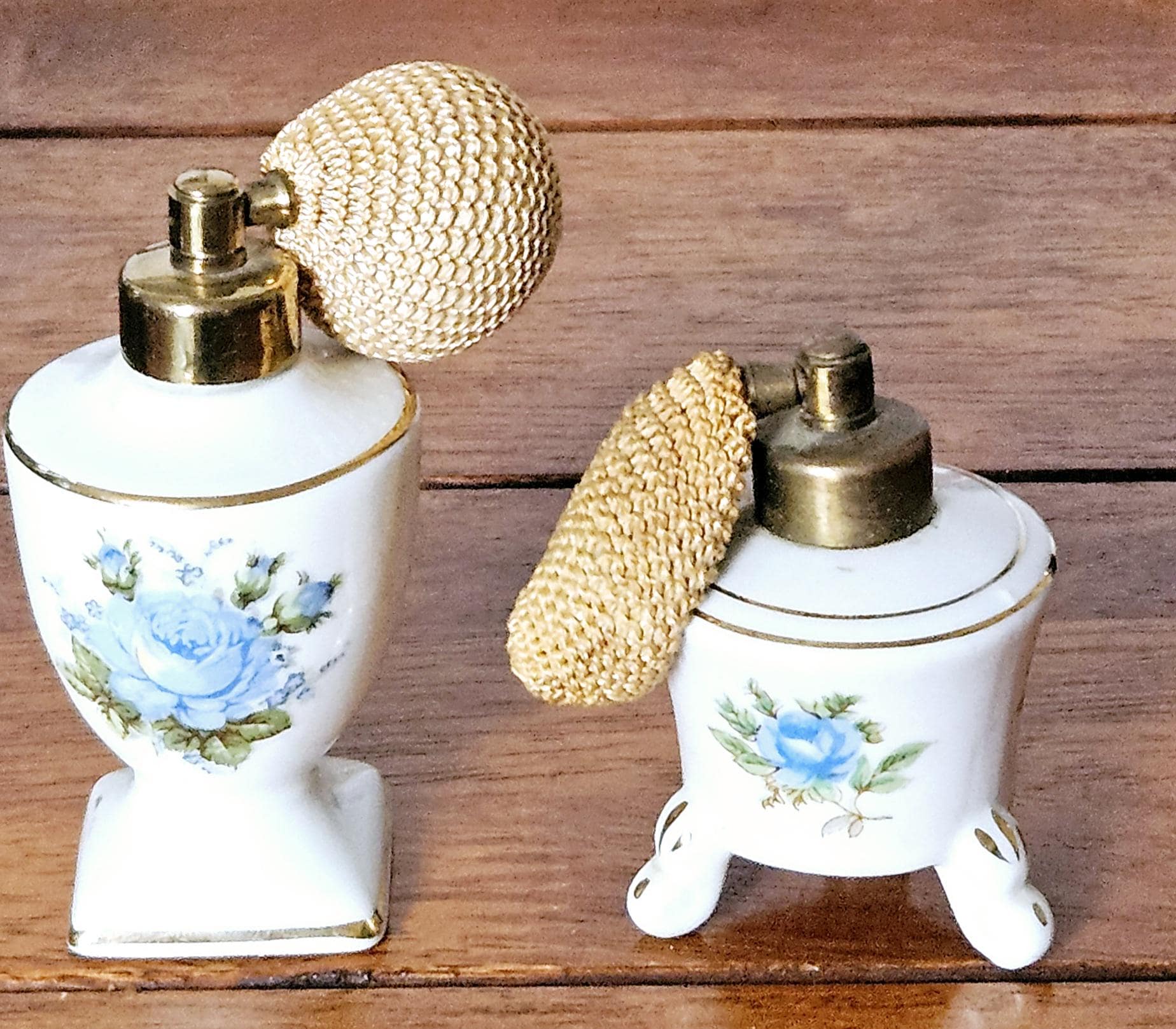 アンティーク 花柄陶器香水瓶セット アトマイザーと花柄のヴィンテージ磁器香水瓶のペア - Etsy 日本