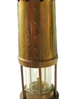 Vintage Brass and Cooper Kerosene Lamp Made by E Thomas & Williams