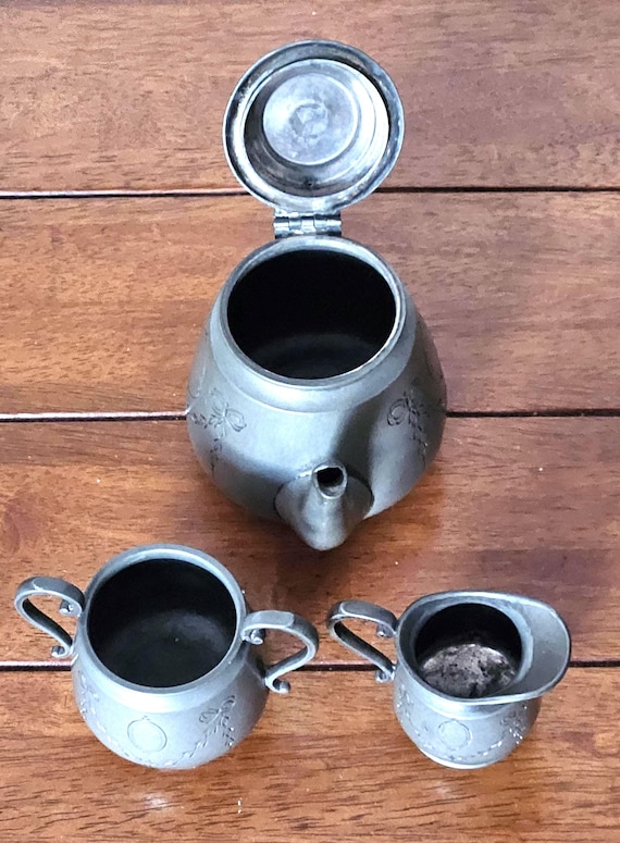 Antique Vtg Pewter? Etched Tea Set Made in Sheffield England