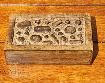 Vintage Hand Carved Wooden Jewelry Box Pebble Stone Style Lid Trinket Box