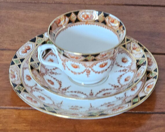 Antique Thames Crown YSY 4234 Bone China Imari Trio Set Tea Cup