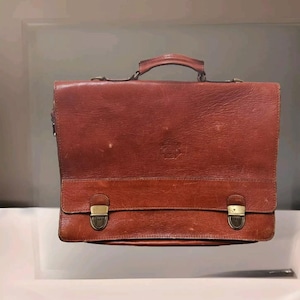 Grande porte-documents pour ordinateur portable en cuir marron fait main en cuir marron vintage des années 1970