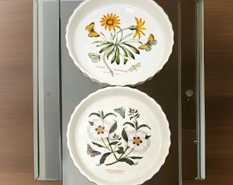 Portmeirion Botanic Garden Fluted Fan Dishes: Papilio Opal & Amethyst