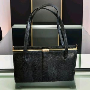 Vintage 50s Lizard Skin Handbag: Black Structured Purse with Golden Clasp