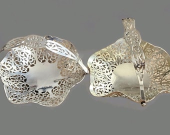 Vintage Silver Plated Bon Bon Baskets Set of 2, Pierced Reticulated Sweetmeat Bowls with Swing Handles, Ornate EPNS High Tea Table Decor