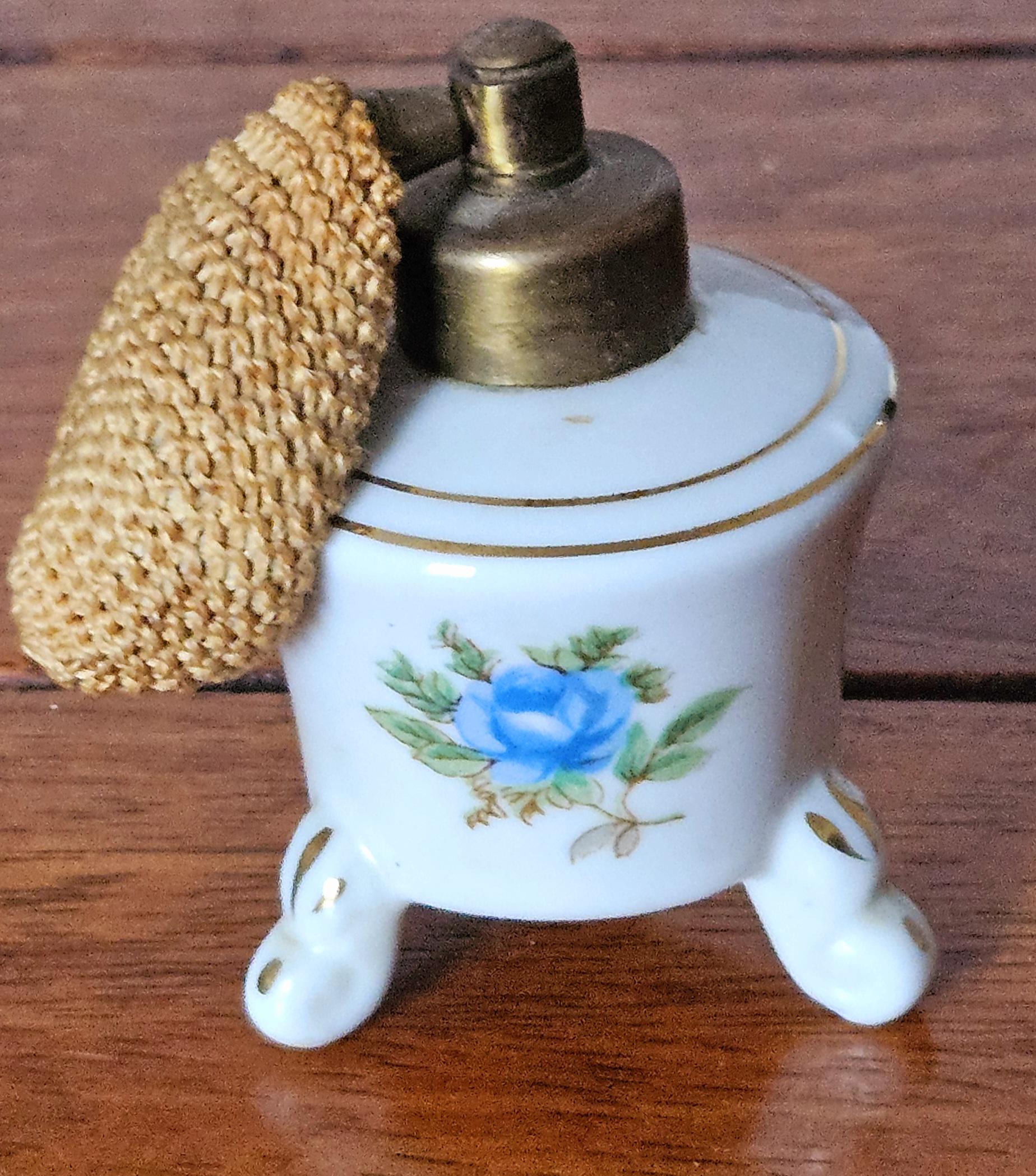 アトマイザーと花柄のヴィンテージ磁器香水瓶のペア - Etsy 日本