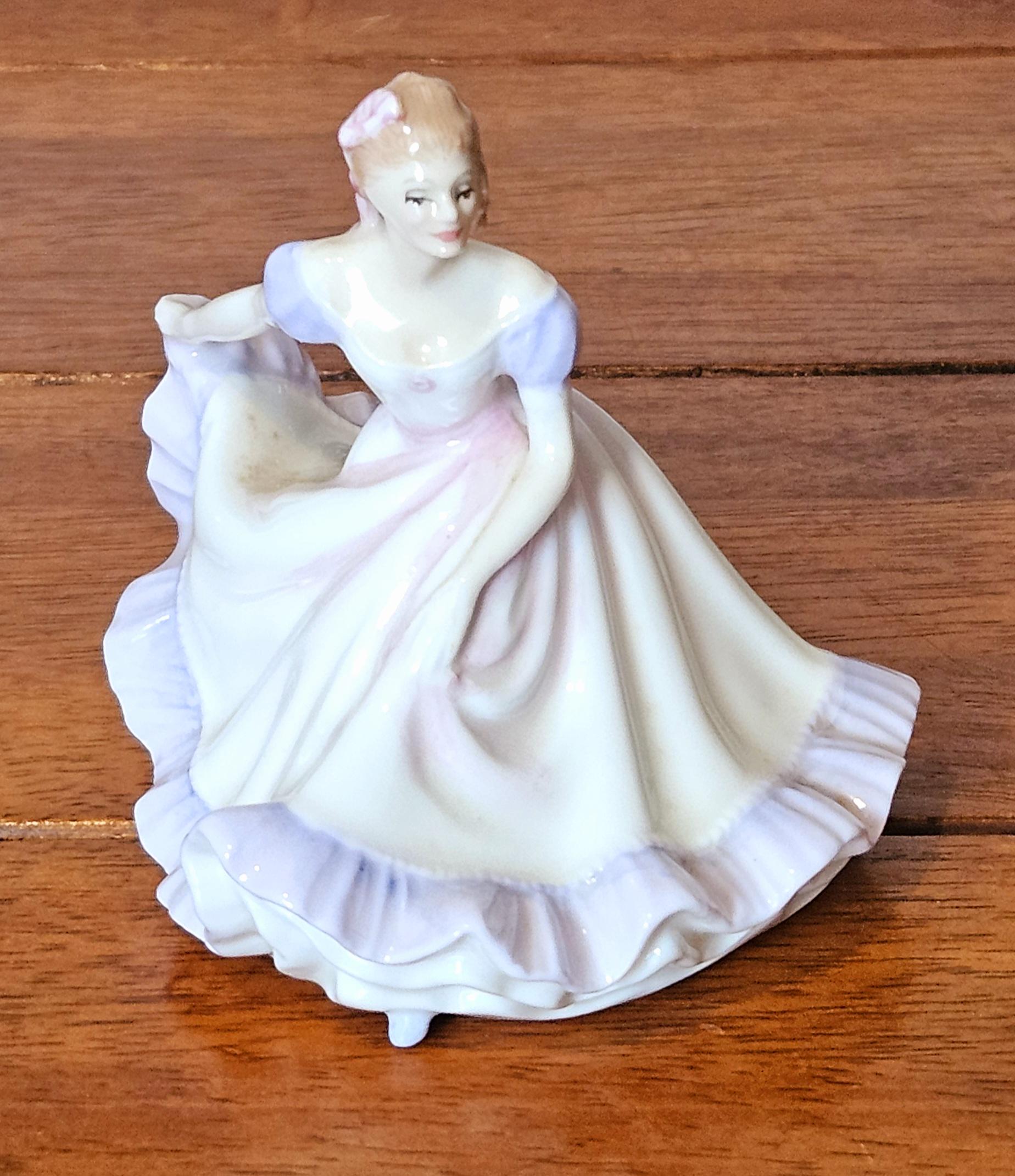 Royal Doulton “ninette” Figurine Retired HN 3215 Vintage 1970 by