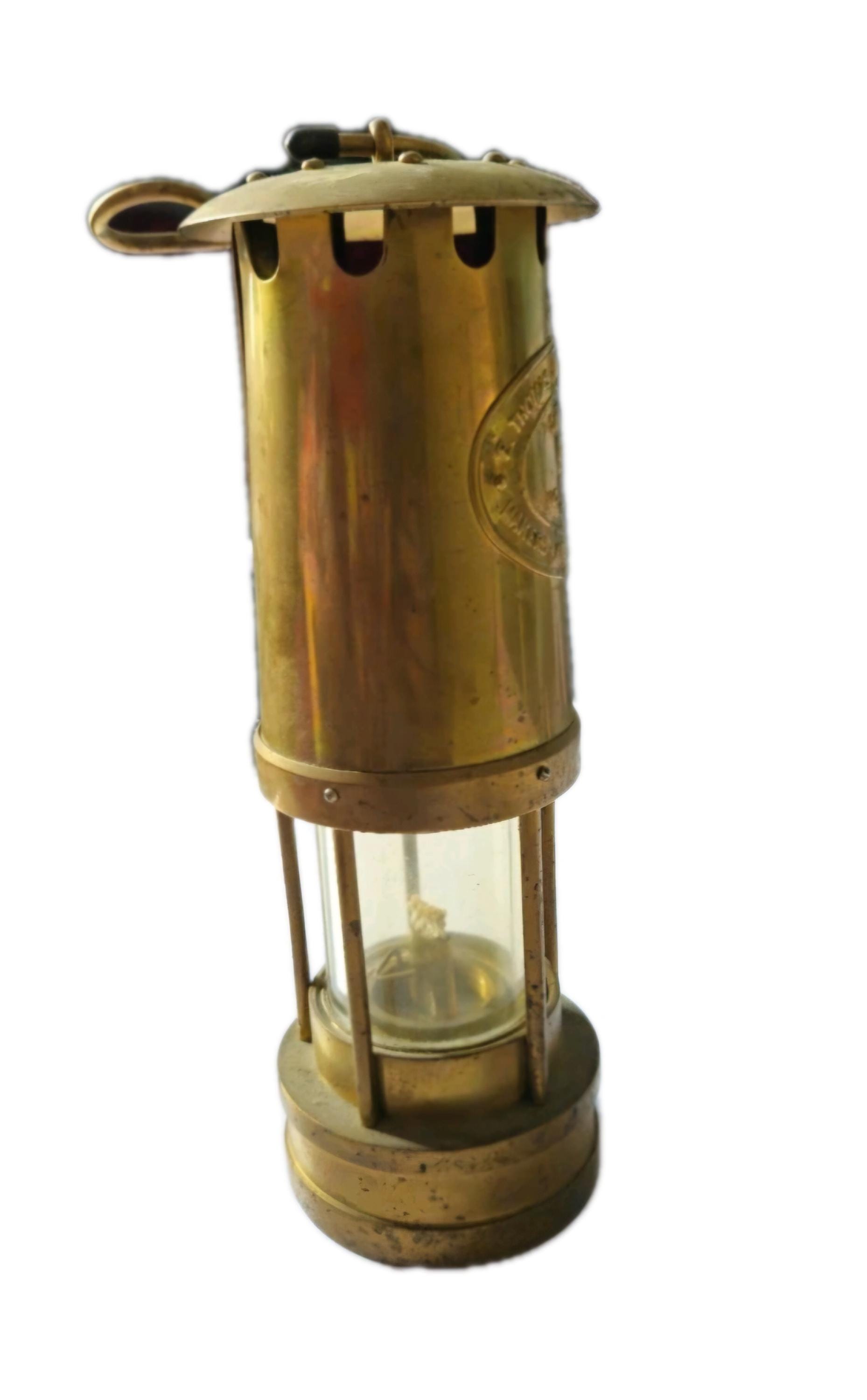 Vintage Brass and Cooper Kerosene Lamp Made by E Thomas & Williams