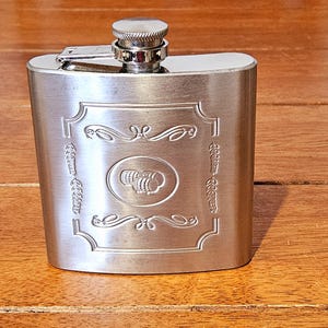 Vintage Sheffield British Stainless Steel 6oz Hip Flask Engraved Barrel Motif Pocket Alcohol Men Gift Bar