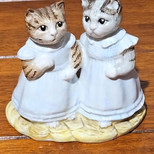 Mittens and Moppet - Etsy