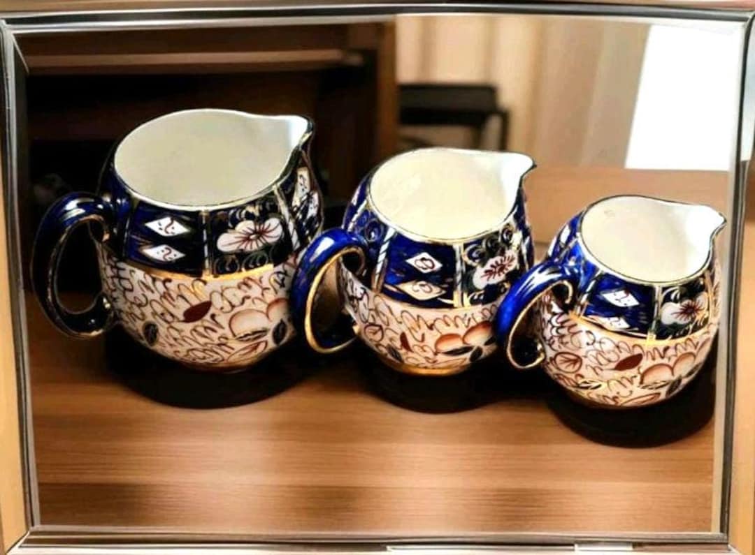ヴィンテージ 陶器 伝統伊万里 3段階目盛り付き水差し ガウディ