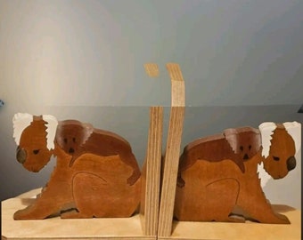 2  Lovely Vintage Handmade Wooden Australian Koala Bookends Mother and Her Baby