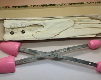 Antique White Leather Gloves With Bonus Pink Shoe Stretchers