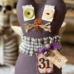 Halloween Farmhouse Primitive Cat, Charcoal cat, Halloween decor, Stuffed animal, Shelf sitter, Seasonal decor, Fall, Autumn decoration