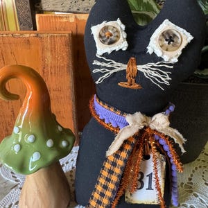 Black Halloween Farmhouse Primitive Cat,Halloween decor, Stuffed animal, Shelf sitter, Seasonal decor, Fall, Autumn decoration