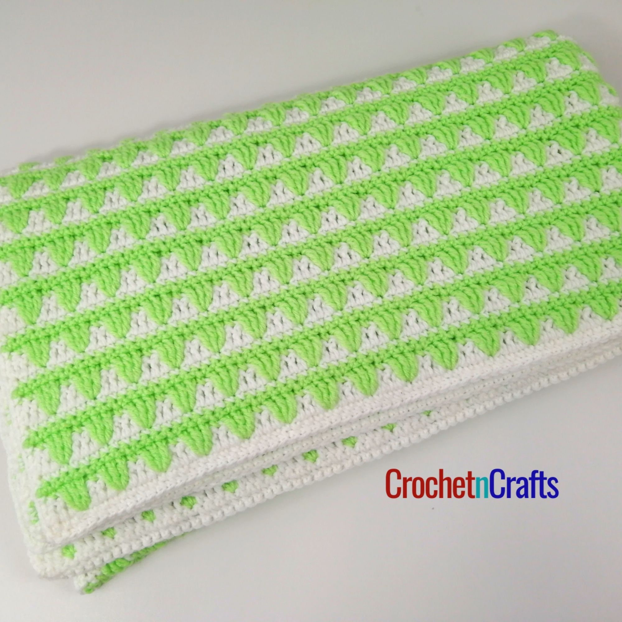 Crochet two color baby blanket hotsell